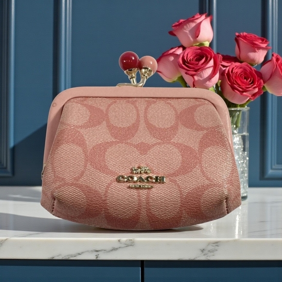 Authentic Coach Nora Kisslock Coin Case W/colorway